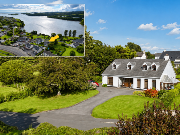 “Cois Farraige” The Glebe, Donegal Town