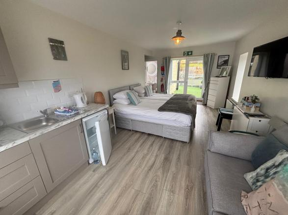“gaslight Inn” Coolmore, Rossnowlagh