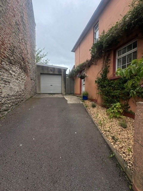 12 College Street, Ballyshannon
