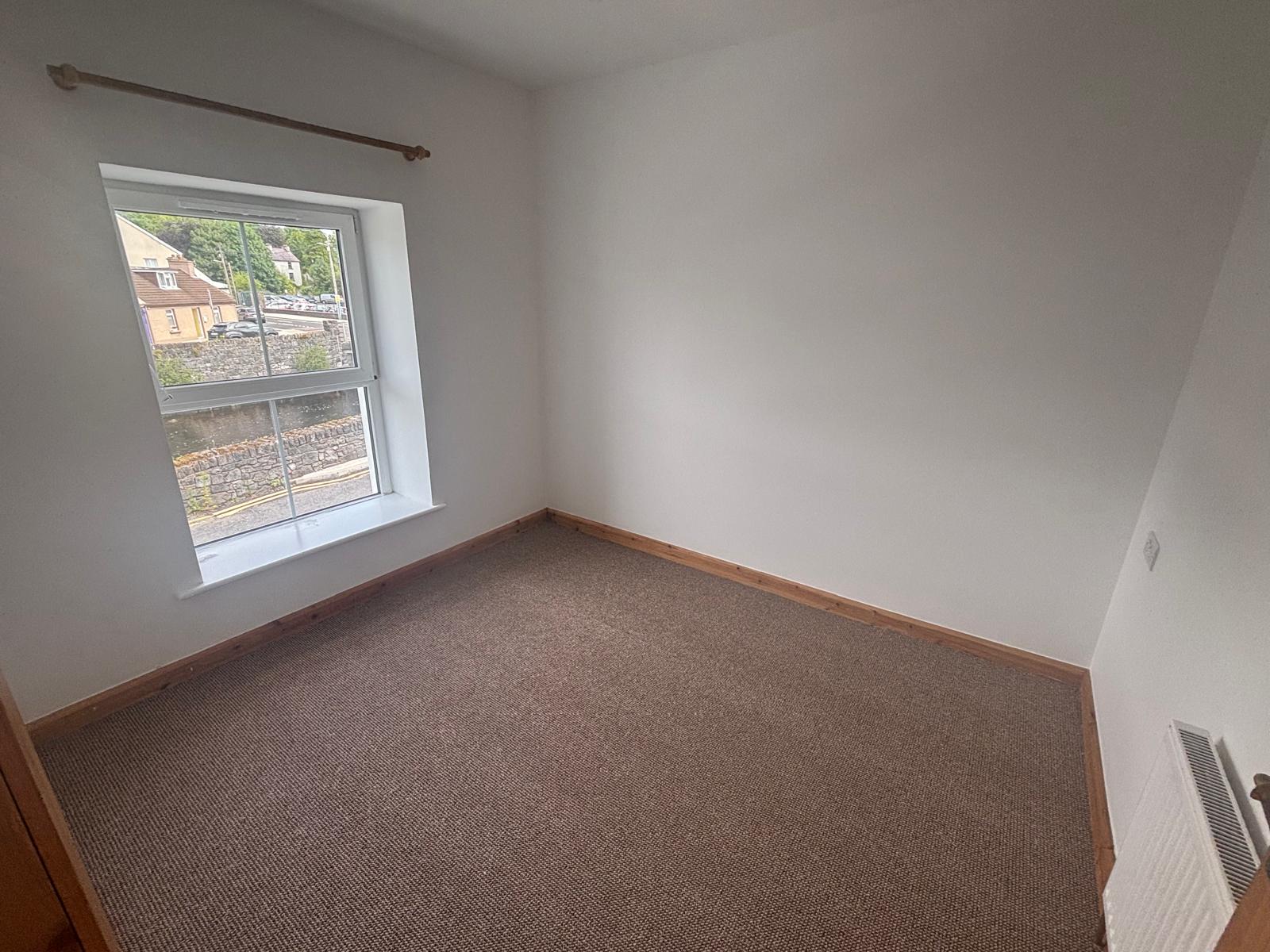 5 Castle Street, Donegal Town