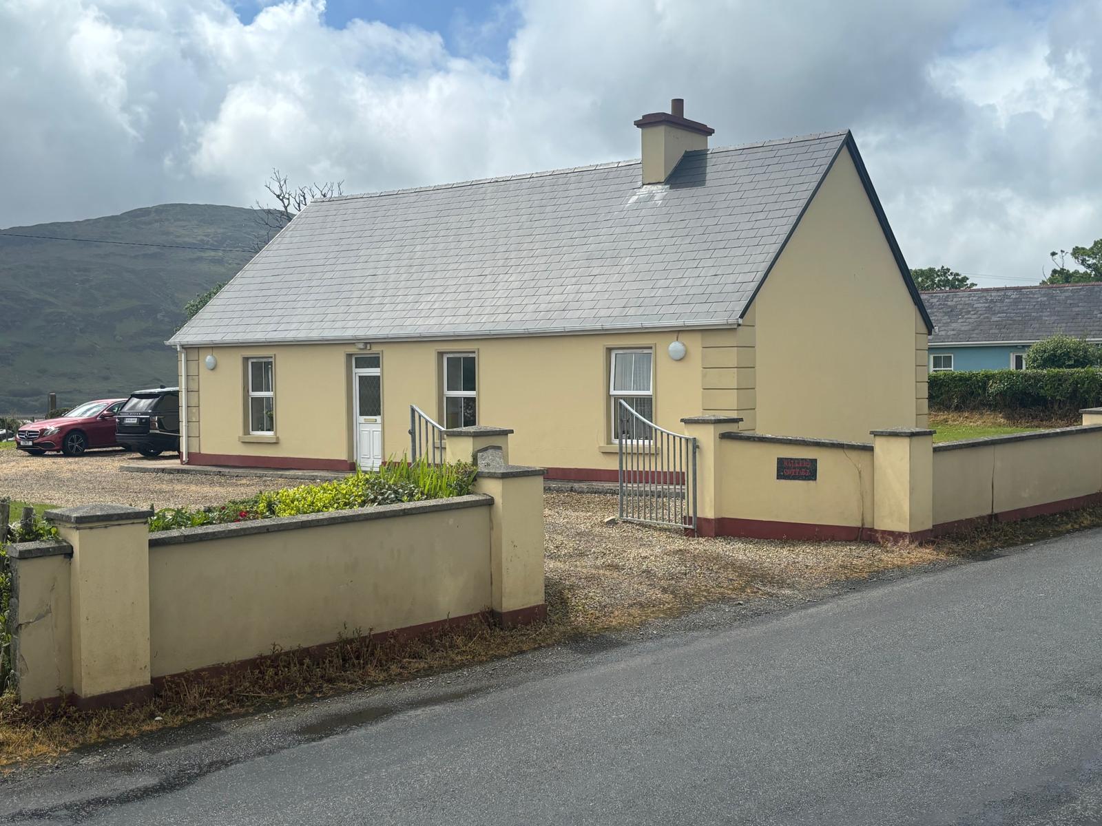 “walkers Cottage” Loughros Point, Ardara