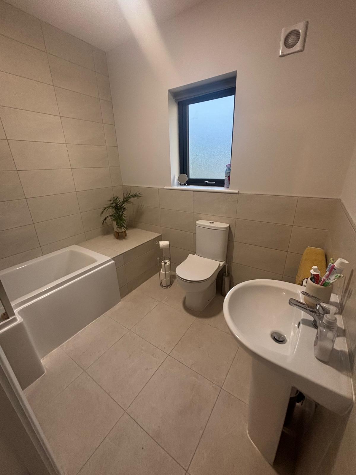 2 Westpoint Drive, Donegal Town