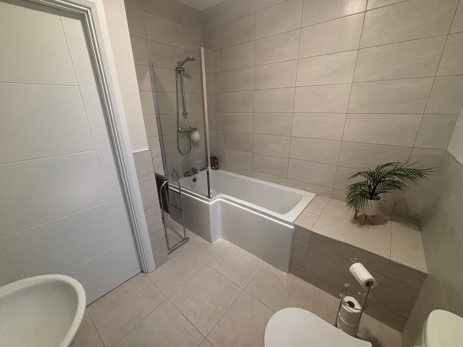 2 Westpoint Drive, Donegal Town