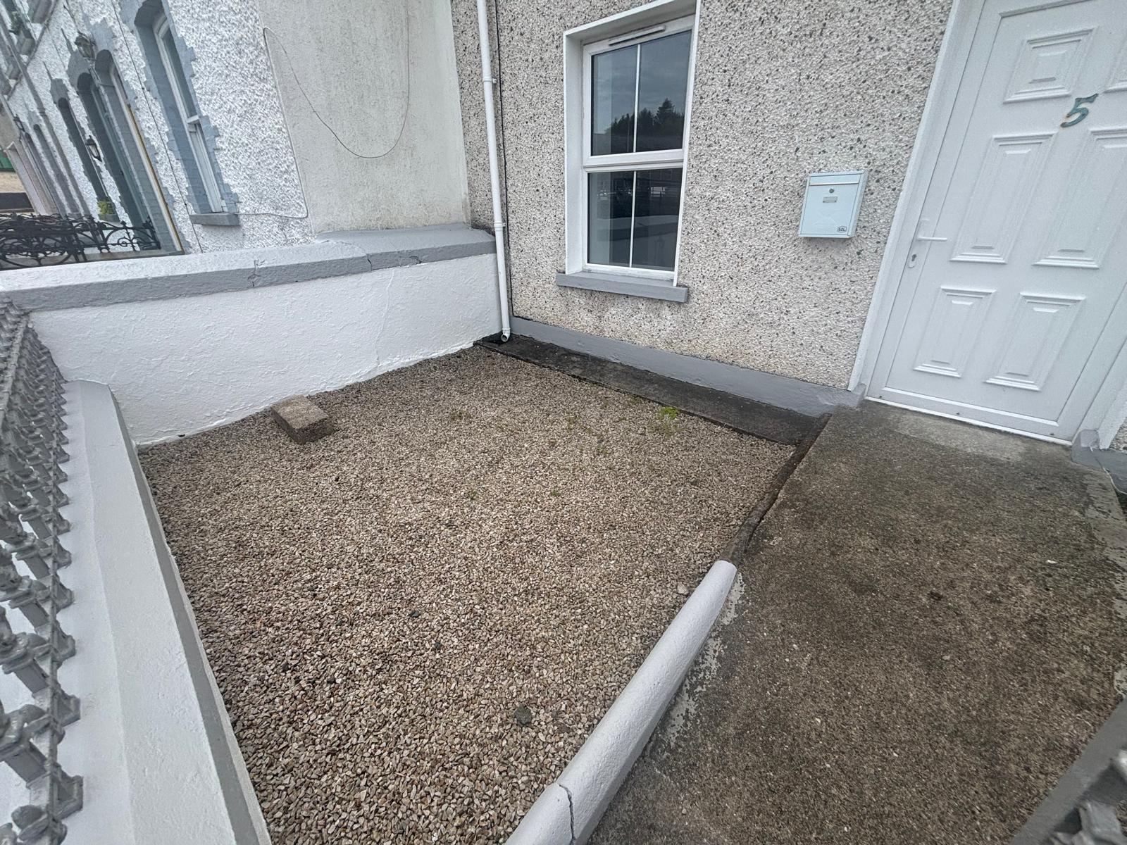 5 Castle Street, Donegal Town