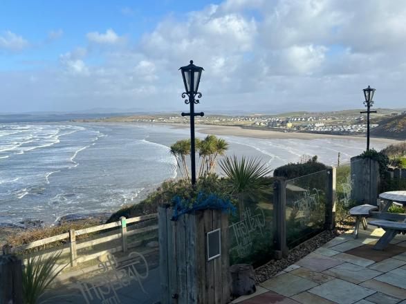 “gaslight Inn” Coolmore, Rossnowlagh