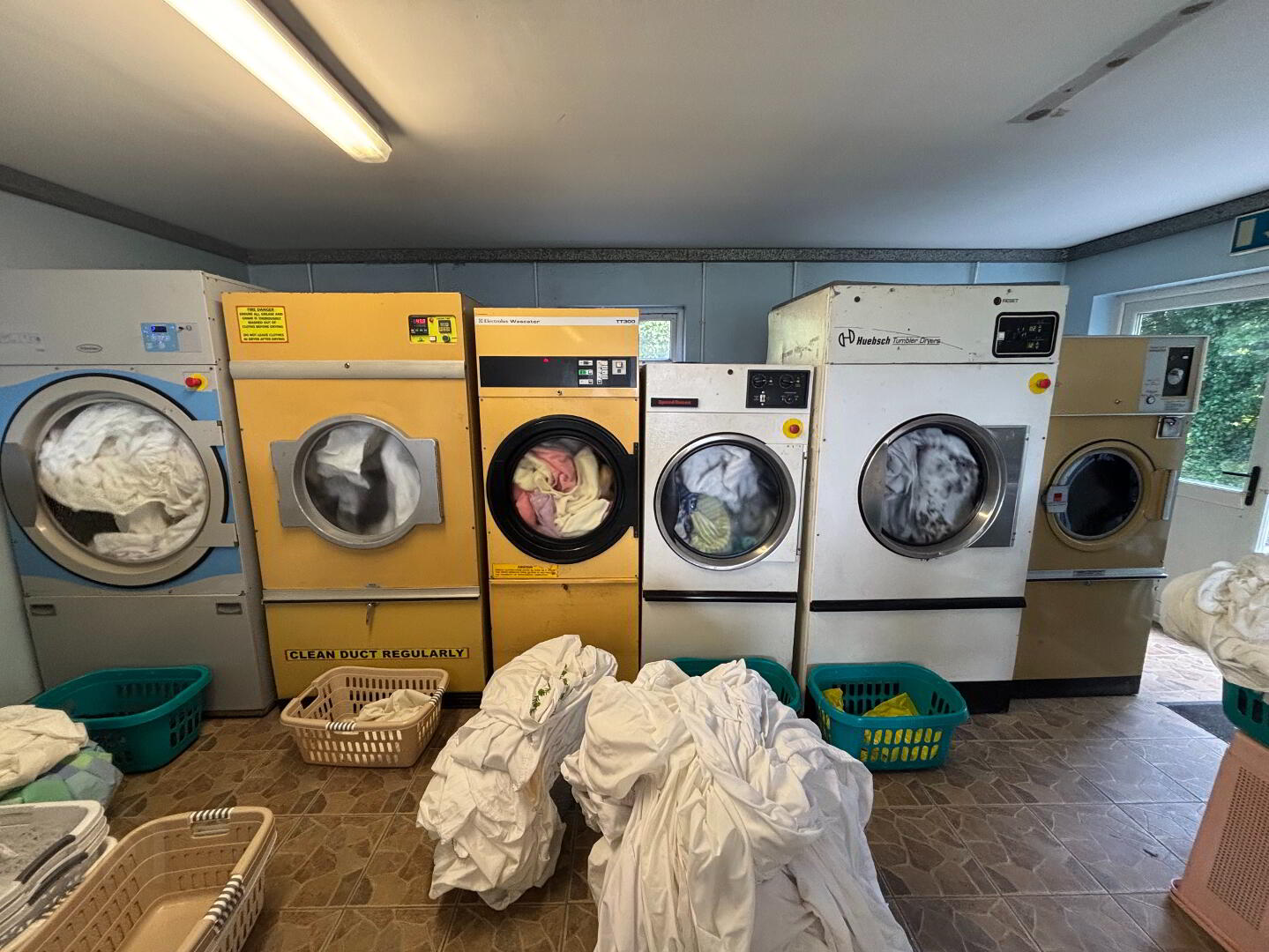 "Ardra Laundrette & Dry Cleaners", Kentucky