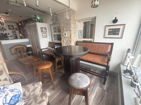 “gaslight Inn” Coolmore, Rossnowlagh