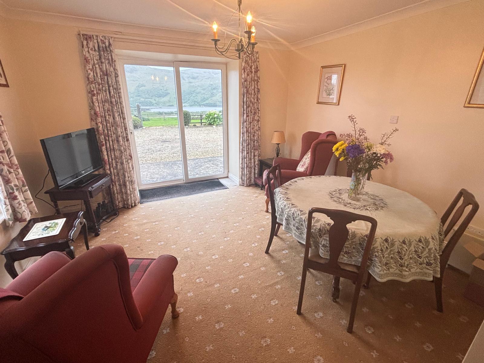 “walkers Cottage” Loughros Point, Ardara