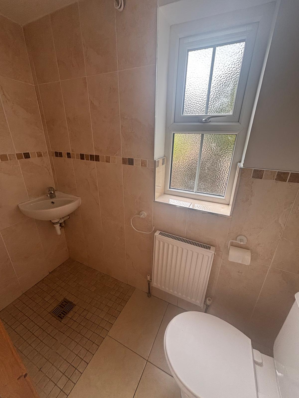 5 Castle Street, Donegal Town