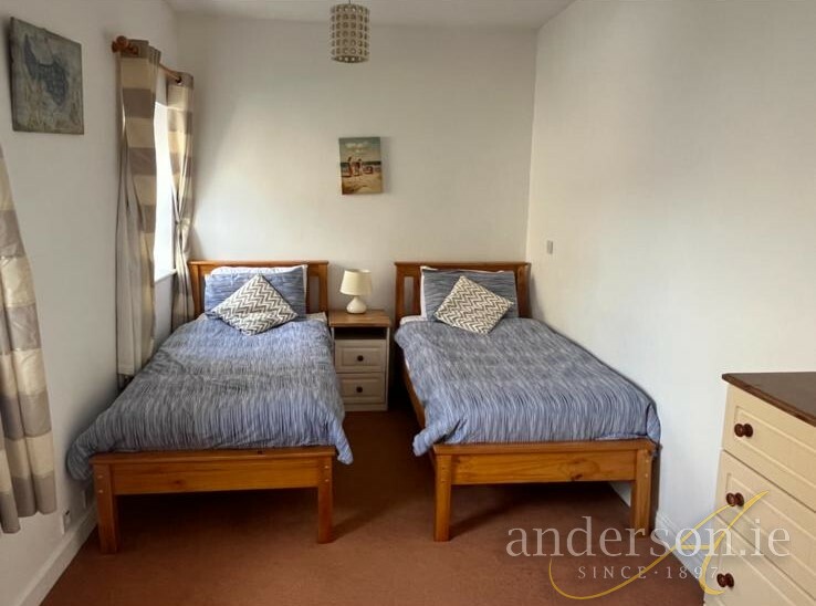 Snug, Dunkineely