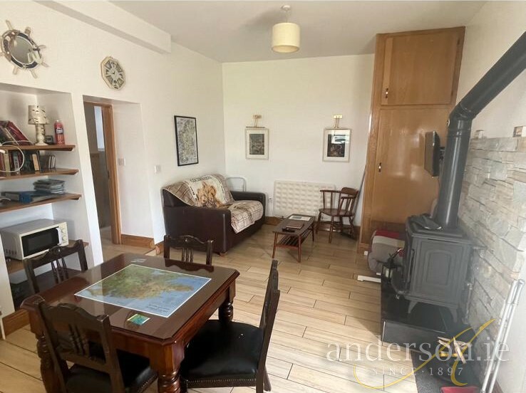Snug, Dunkineely