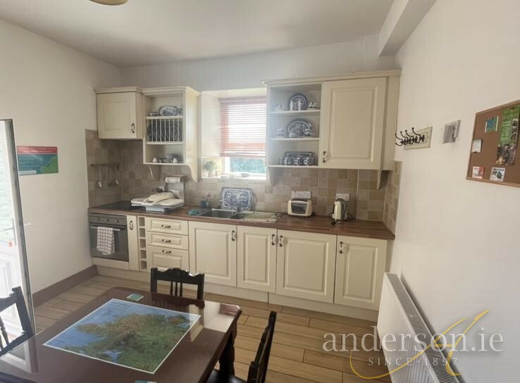 Snug, Dunkineely