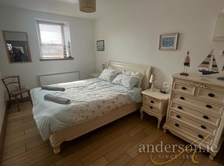 Snug, Dunkineely