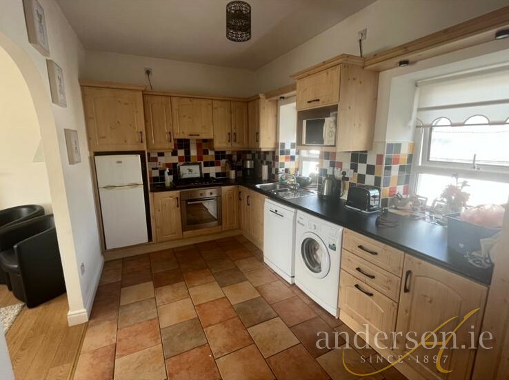 Snug, Dunkineely