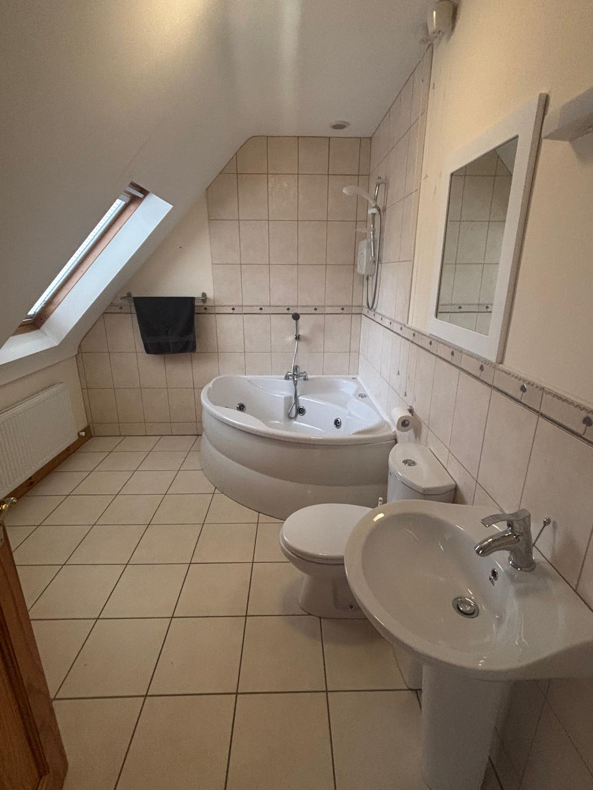 28 1 Winward Drive, Donegal Town